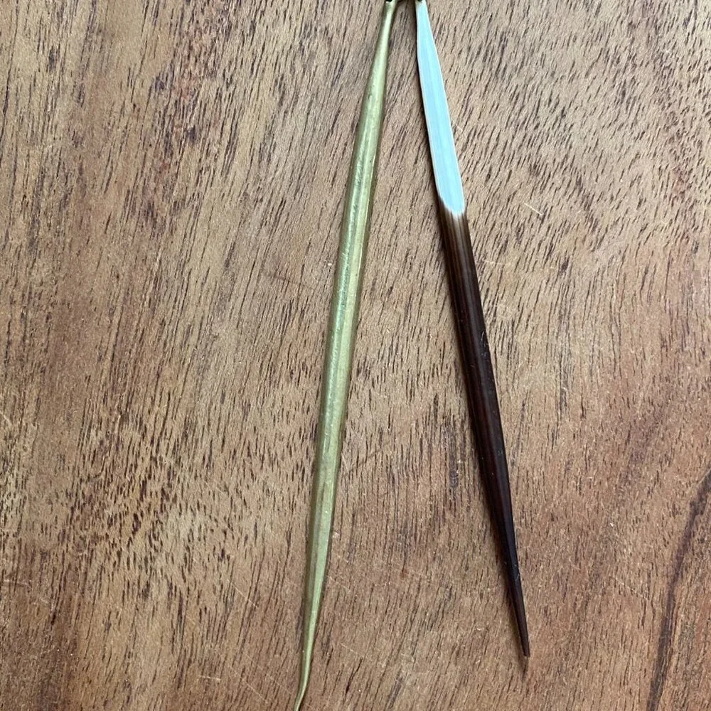 K/LLER PORCUPINE QUILL / BRASS QUILL NECKLACE PENDANT. - Picture 3 of 6